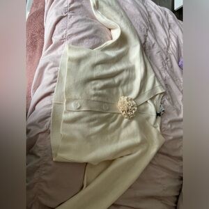 Express sweater with Pom Pom